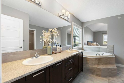 78 Muirfield Boulevard, Lyalta, AB 