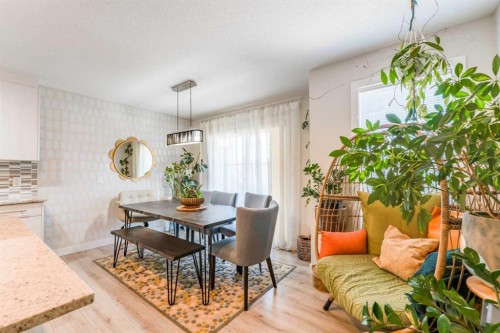 416 Sage Hill Grove Nw, Calgary, AB - Indoor Photo Showing Other Room