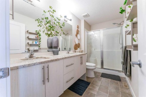 416 Sage Hill Grove Nw, Calgary, AB - Indoor Photo Showing Bathroom