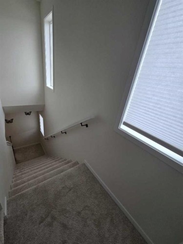 431 Rowmont Boulevard Nw, Calgary, AB - Indoor Photo Showing Other Room
