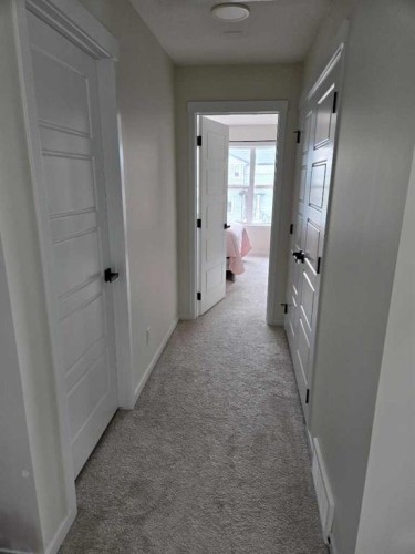 431 Rowmont Boulevard Nw, Calgary, AB - Indoor Photo Showing Other Room