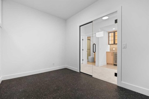 5014 22 Street, Calgary, AB - Indoor Photo Showing Other Room