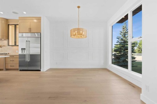 5014 22 Street, Calgary, AB - Indoor Photo Showing Kitchen