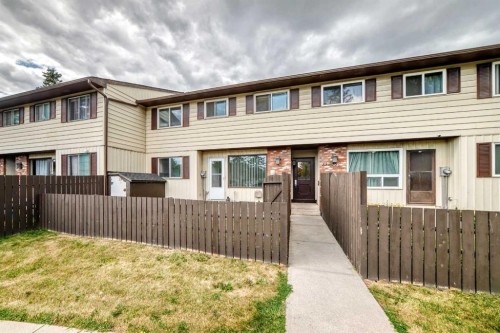 33-175 Manora Place, Calgary, AB - Outdoor