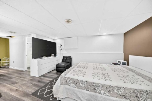 33-175 Manora Place, Calgary, AB - Indoor Photo Showing Other Room