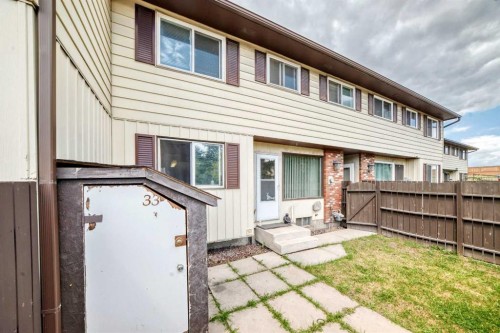 33-175 Manora Place, Calgary, AB - Outdoor With Exterior