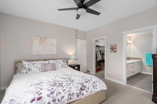 185 Cranbrook Villas Se, Calgary, AB - Indoor Photo Showing Bedroom