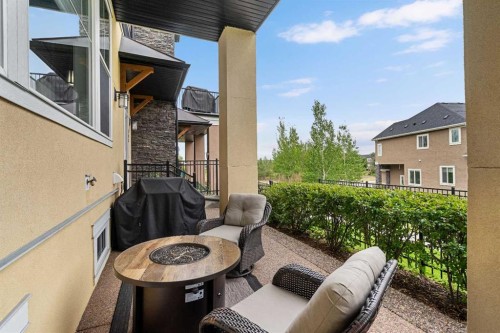185 Cranbrook Villas Se, Calgary, AB - Outdoor With Exterior