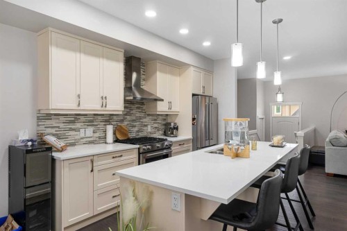 185 Cranbrook Villas Se, Calgary, AB - Indoor Photo Showing Kitchen With Upgraded Kitchen