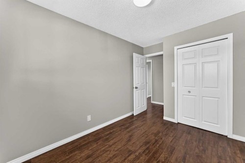 80 Pensville Road Se, Calgary, AB - Indoor Photo Showing Other Room