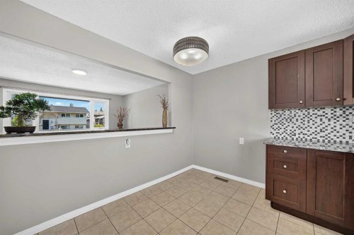 80 Pensville Road Se, Calgary, AB - Indoor Photo Showing Other Room