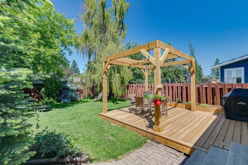618 Oakhill Place Sw, Calgary, AB - Outdoor With Deck Patio Veranda