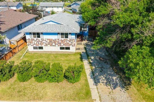 4004 79 Street Nw, Calgary, AB - Outdoor