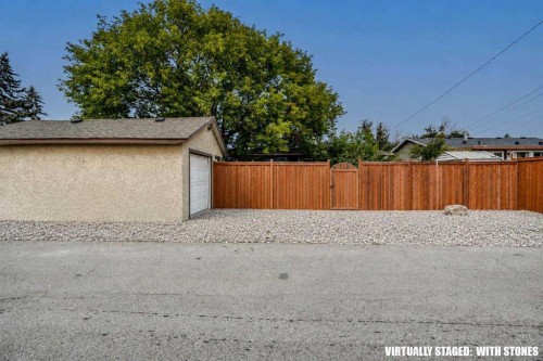 5404 Valentine Crescent Se, Calgary, AB - Outdoor