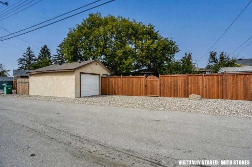 5404 Valentine Crescent Se, Calgary, AB - Outdoor