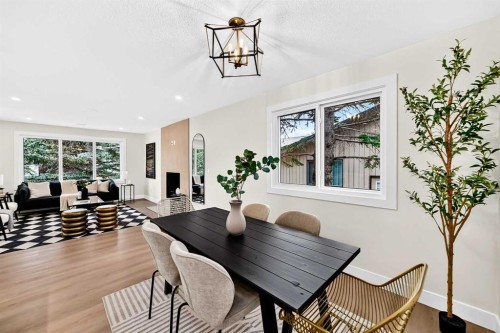 307 Silverthorn Way Nw, Calgary, AB - Indoor