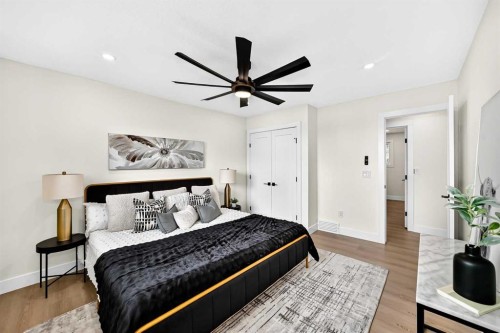 307 Silverthorn Way Nw, Calgary, AB - Indoor Photo Showing Bedroom