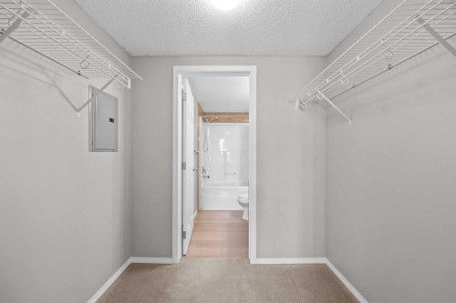 9216-70 Panamount Drive Nw, Calgary, AB - Indoor