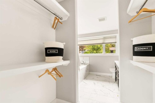 27 Gateway Drive Sw, Calgary, AB - Indoor