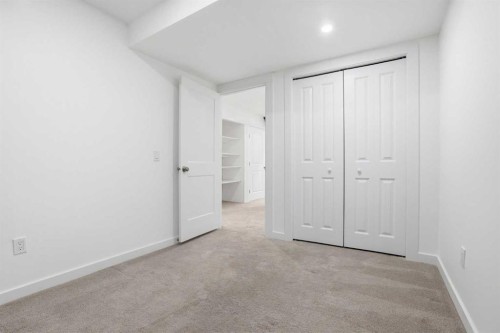 37 Nolanfield Manor Nw, Calgary, AB - Indoor Photo Showing Other Room