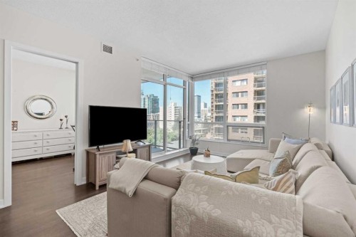 701-626 14 Avenue Sw, Calgary, AB - Indoor Photo Showing Living Room