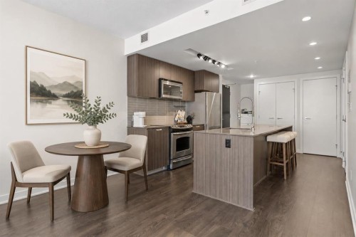 701-626 14 Avenue Sw, Calgary, AB - Indoor