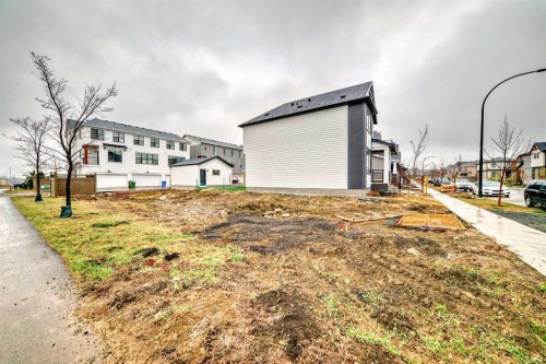 13 Treeline Avenue Sw, Calgary, AB - Outdoor