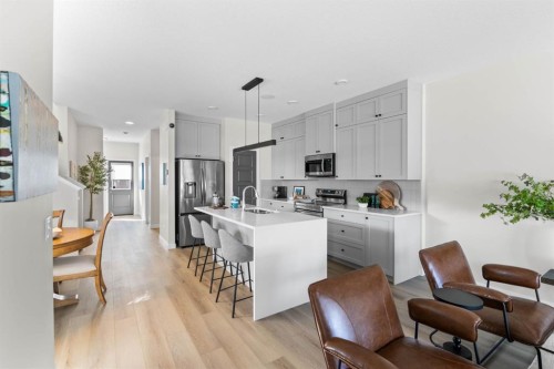 239 Lewiston Drive Ne, Calgary, AB - Indoor Photo Showing Kitchen With Upgraded Kitchen