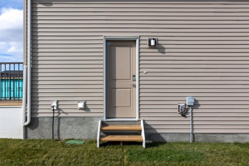 239 Lewiston Drive Ne, Calgary, AB - Outdoor With Exterior