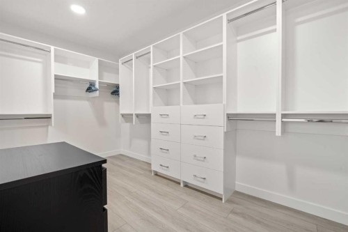 195 Setonstone Landing Se, Calgary, AB - Indoor With Storage