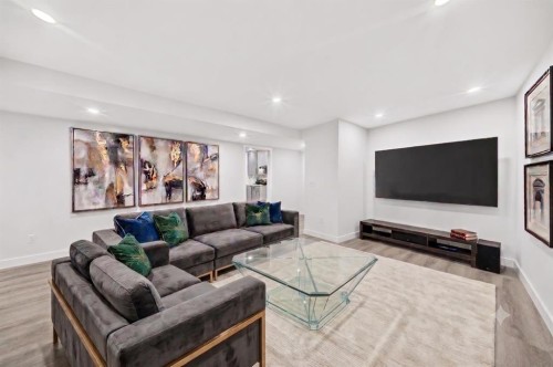 37 Rainbow Falls Boulevard, Chestermere, AB - Indoor Photo Showing Living Room