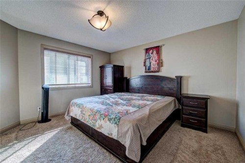 12 Skyview Springs Gardens Ne, Calgary, AB - Indoor Photo Showing Bedroom