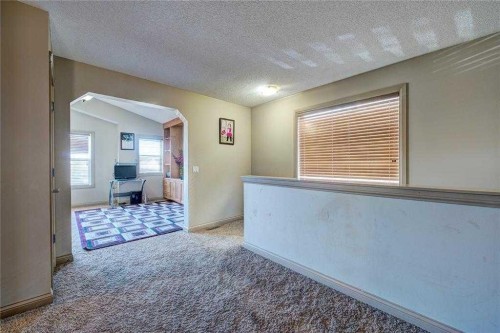 12 Skyview Springs Gardens Ne, Calgary, AB - Indoor Photo Showing Other Room