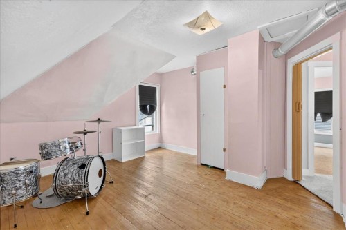 1322 23 Street, Didsbury, AB - Indoor Photo Showing Other Room