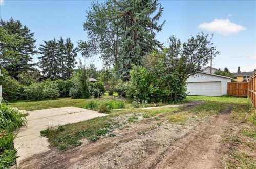 1322 23 Street, Didsbury, AB - Outdoor