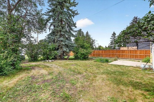 1322 23 Street, Didsbury, AB - Outdoor