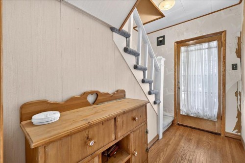 1322 23 Street, Didsbury, AB - Indoor Photo Showing Other Room