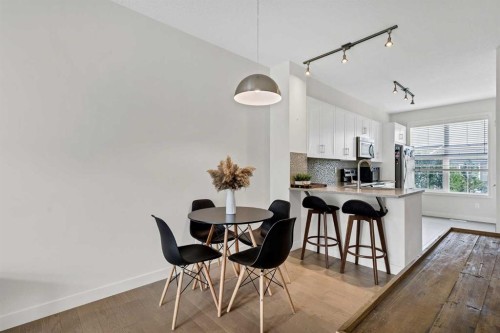 42 Sherwood Row Nw, Calgary, AB - Indoor