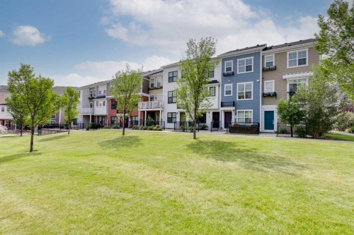 42 Sherwood Row Nw, Calgary, AB - Outdoor With Facade