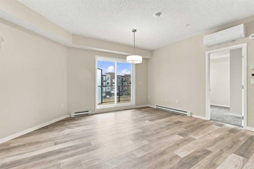 2306-33 Carringham Gate Nw, Calgary, AB - Indoor Photo Showing Other Room