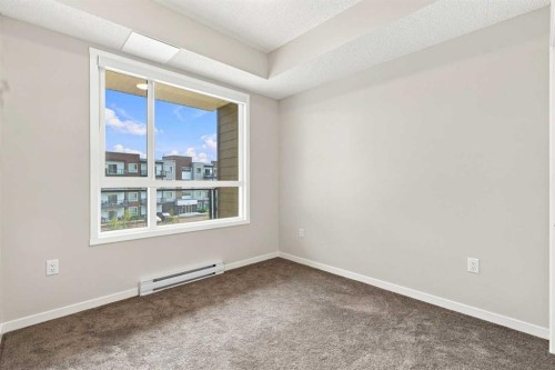 2306-33 Carringham Gate Nw, Calgary, AB - Indoor Photo Showing Other Room