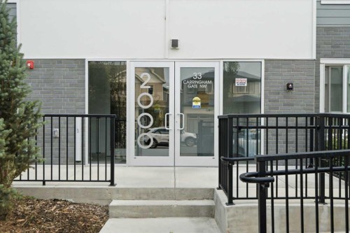 2306-33 Carringham Gate Nw, Calgary, AB - Outdoor