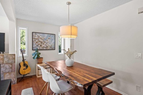 690 Regal Park Ne, Calgary, AB - Indoor Photo Showing Dining Room