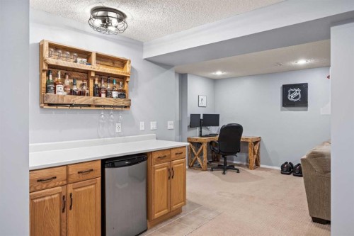 690 Regal Park Ne, Calgary, AB - Indoor