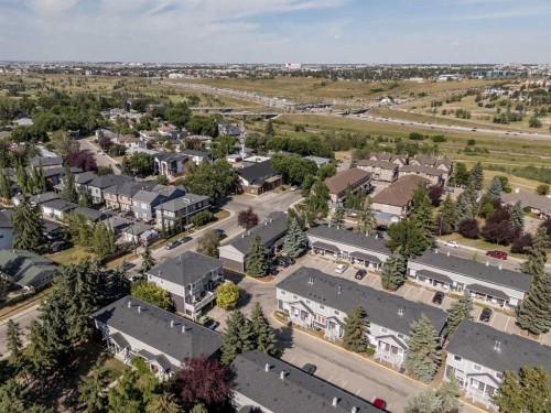 690 Regal Park Ne, Calgary, AB - Outdoor With View