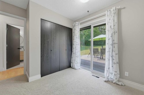 111 Coachwood Crescent Sw, Calgary, AB - Indoor Photo Showing Other Room