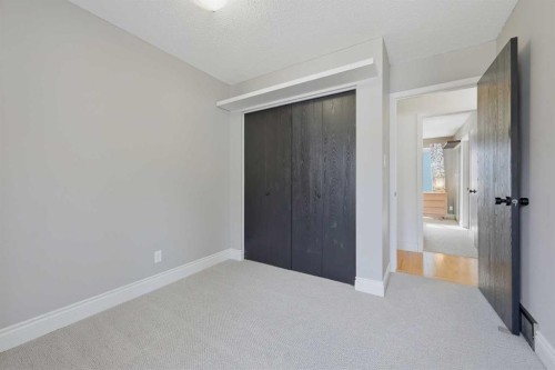 111 Coachwood Crescent Sw, Calgary, AB - Indoor Photo Showing Other Room