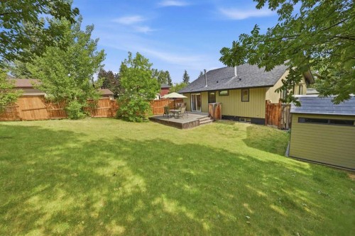 111 Coachwood Crescent Sw, Calgary, AB - Outdoor With Backyard