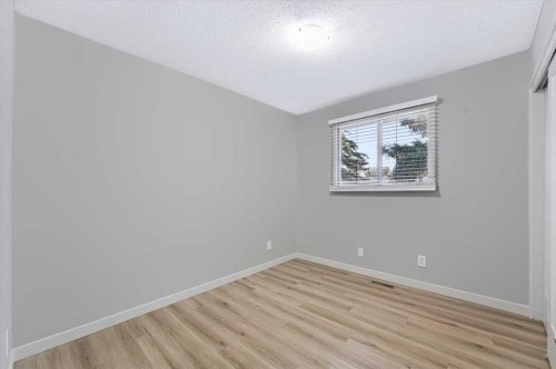 10827 Brae Road Sw, Calgary, AB - Indoor Photo Showing Other Room