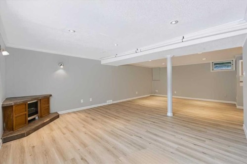 10827 Brae Road Sw, Calgary, AB - Indoor